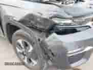 2024 Jeep Grand Cherokee with VIN 1C4RJYB63RC115286, listed as a IAAI auction lot 43249925 with 33,549 mi miles and . Bid and sale history available at DreamBid. Image 6.