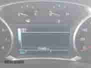 2018 Chevrolet Equinox LT z VIN 2GNAXKEX2J6155117, wystawiony jako IAAI lot #43252814 z przebiegiem 115 406 mil mil oraz . Historia ofert i sprzedaży dostępna na DreamBid. Obrazek 16.