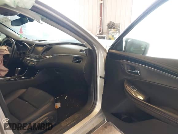 2017 Chevrolet Impala LT с VIN 2G1105S34H9110147, выставлен на аукционе IAAI как лот 42818796 с пробегом Не указан миль и . История ставок и продаж доступна на DreamBid. Изображение 5.