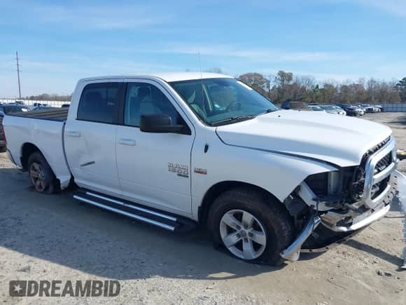 2020 Ram 1500 SLT z VIN 1C6RR6TT1LS111050, wystawiony jako IAAI lot #41465689 z przebiegiem 75 037 mil mil oraz . Historia ofert i sprzedaży dostępna na DreamBid. Obrazek 6.