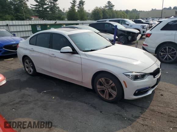 2017 BMW 3 Series 330i xDrive with VIN WBA8D9G32HNU62051, listed as a Copart auction lot 67529565 with 72,485 mi miles and Non repairable. Bid and sale history available at DreamBid. Image 4.