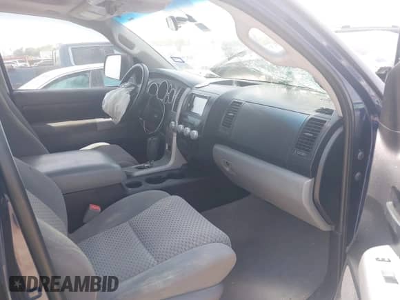 2008 Toyota Tundra с VIN 5TBDV54168S506940, выставлен на аукционе IAAI как лот 42028704 с пробегом 244 207 миль миль и . История ставок и продаж доступна на DreamBid. Изображение 5.