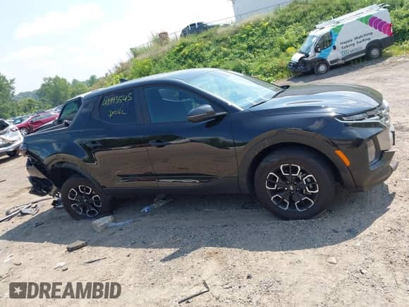 2024 Hyundai Santa Cruz SEL с VIN 5NTJBDDE2RH115700, выставлен на аукционе IAAI как лот 42993545 с пробегом 12 073 миль миль и . История ставок и продаж доступна на DreamBid. Изображение 13.
