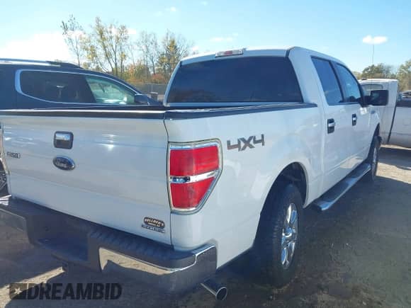 2014 Ford F-150 FX4 z VIN 1FTFW1EF0EKF51147, wystawiony jako IAAI lot #43380645 z przebiegiem 278 946 mil mil oraz . Historia ofert i sprzedaży dostępna na DreamBid. Obrazek 4.