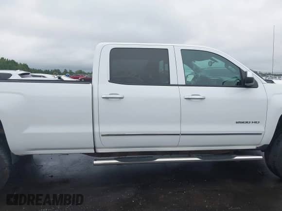 2015 Chevrolet Silverado 2500HD LTZ с VIN 1GC1KWEG9FF120280, выставлен на аукционе IAAI как лот 42916797 с пробегом 148 224 миль миль и . История ставок и продаж доступна на DreamBid. Изображение 14.