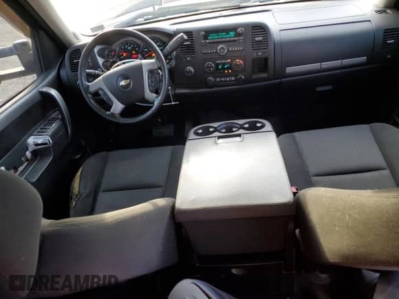 2014 Chevrolet Silverado 3500HD LT with VIN 1GC4K0C8XEF105002, listed as a Copart auction lot 50357625 with 156,169 mi miles and Salvage title. Bid and sale history available at DreamBid. Image 8.