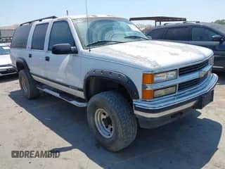 1996 Chevrolet Suburban с VIN 1GNFK16R1TJ393013, выставлен на аукционе IAAI как лот 42721742 с пробегом 184 261 миль миль и . История ставок и продаж доступна на DreamBid. Изображение 1.
