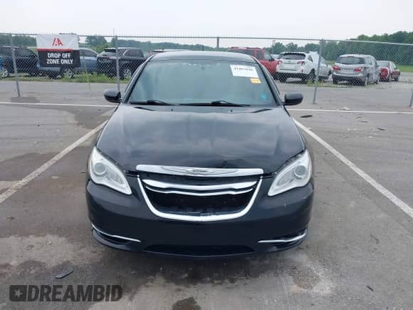 2014 Chrysler 200 LX with VIN 1C3CCBAG5EN157680, listed as a IAAI auction lot 42463846 with 166,482 mi miles and . Bid and sale history available at DreamBid. Image 12.