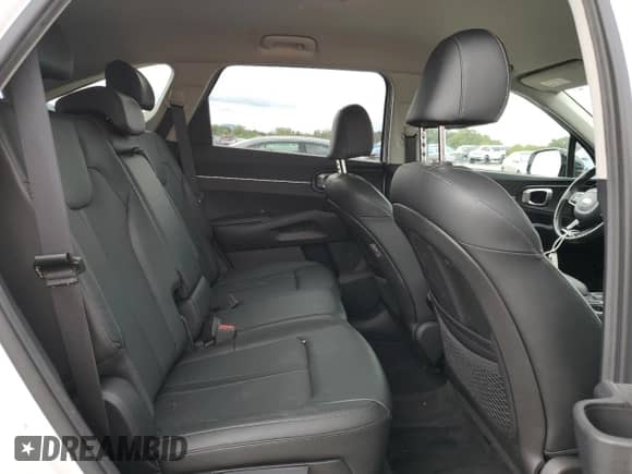 2021 Kia Sorento S with VIN 5XYRL4LC0MG054894, listed as a Copart auction lot 83925645 with 43,016 mi miles and Clean title. Bid and sale history available at DreamBid. Image 11.