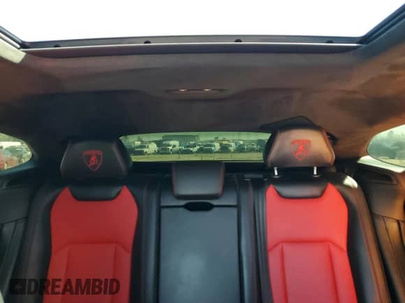 2019 Lamborghini Urus с VIN ZPBUA1ZL6KLA01875, выставлен на аукционе Copart как лот 43762035 с пробегом 67 830 миль миль и На запчасти • Non repairable. История ставок и продаж доступна на DreamBid. Изображение 10.