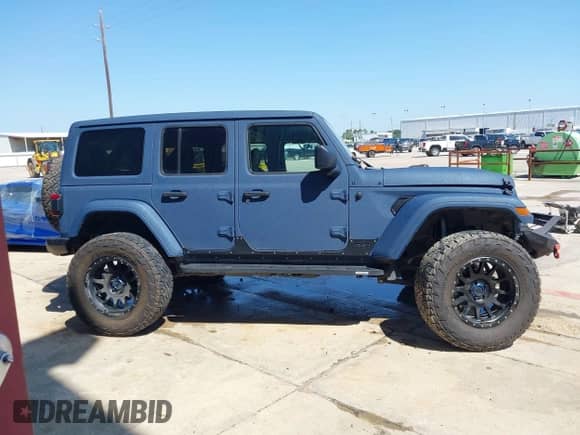 2022 Jeep Wrangler Unlimited Sahara with VIN 1C4HJXEN1NW262546, listed as a IAAI auction lot 41975925 with 17,994 mi miles and . Bid and sale history available at DreamBid. Image 14.