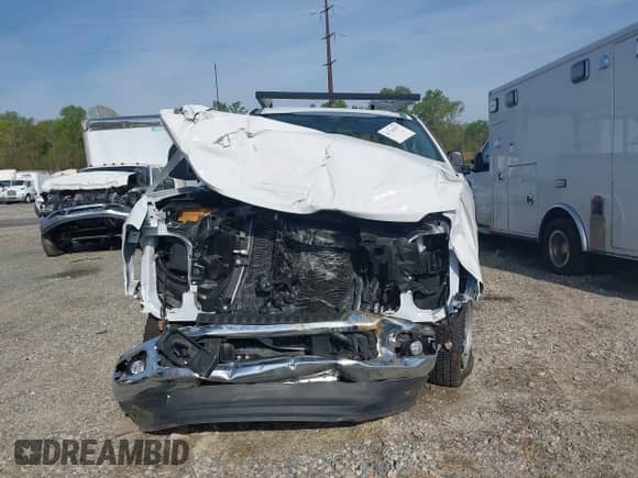 2024 Ford F-250 XL z VIN 1FT7W2BA9RED12655, wystawiony jako IAAI lot #41743877 z przebiegiem 2 275 mil mil oraz . Historia ofert i sprzedaży dostępna na DreamBid. Obrazek 12.