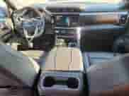2023 GMC Sierra 1500 Denali z VIN 3GTUUGED6PG252528, wystawiony jako Copart lot #69630655 z przebiegiem 22 590 mil mil oraz Nie do naprawy • Non repairable. Historia ofert i sprzedaży dostępna na DreamBid. Obrazek 8.