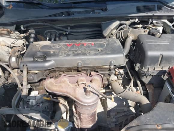 2005 Toyota Camry LE z VIN 4T1BE30KX5U957227, wystawiony jako IAAI lot #43258904 z przebiegiem 161 345 mil mil oraz . Historia ofert i sprzedaży dostępna na DreamBid. Obrazek 10.