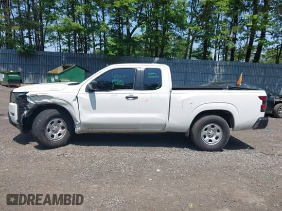 2024 Nissan Frontier S z VIN 1N6ED1CL1RN637370, wystawiony jako IAAI lot #42368622 z przebiegiem 43 413 mil mil oraz . Historia ofert i sprzedaży dostępna na DreamBid. Obrazek 14.