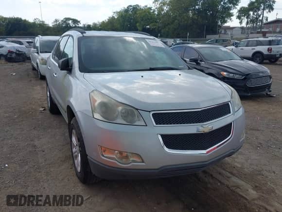 2012 Chevrolet Traverse LS с VIN 1GNKVEED9CJ149824, выставлен на аукционе IAAI как лот 43241507 с пробегом 201 764 миль миль и . История ставок и продаж доступна на DreamBid. Изображение 6.