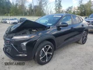2024 Chevrolet Trax 1RS с VIN KL77LGE29RC040420, выставлен на аукционе Copart как лот 80328355 с пробегом 28 718 миль миль и Списание • Salvage title. История ставок и продаж доступна на DreamBid. Изображение 1.