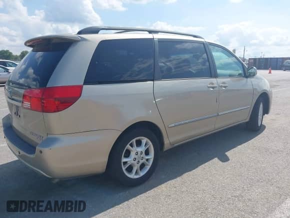 2004 Toyota Sienna XLE z VIN 5TDZA22C64S004791, wystawiony jako IAAI lot #42314032 z przebiegiem 136 114 mil mil oraz . Historia ofert i sprzedaży dostępna na DreamBid. Obrazek 4.