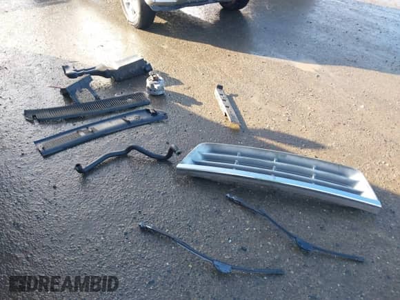 1992 Ford Econoline Cargo с VIN 1FDEE14Y6NHA48751, выставлен на аукционе IAAI как лот 41719651 с пробегом Не указан миль и . История ставок и продаж доступна на DreamBid. Изображение 12.