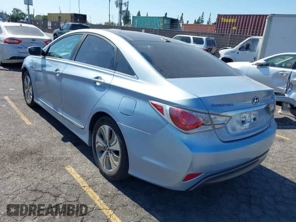 2015 Hyundai Sonata Limited с VIN KMHEC4A45FA128951, выставлен на аукционе IAAI как лот 43076375 с пробегом 104 412 миль миль и . История ставок и продаж доступна на DreamBid. Изображение 3.