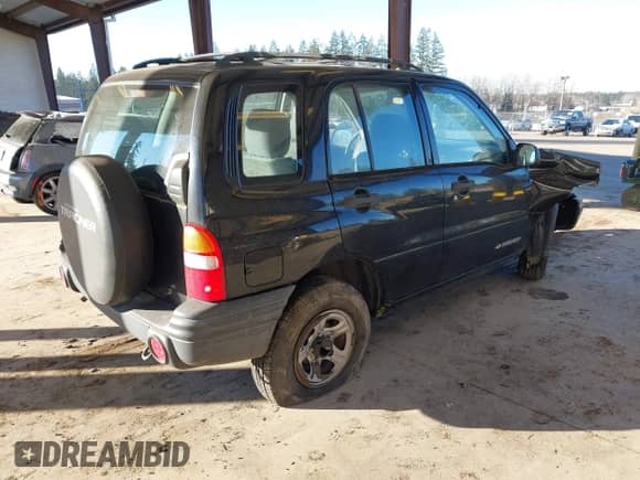 1999 Chevrolet Tracker с VIN 2CNBJ13CXX6912973, выставлен на аукционе IAAI как лот 41561979 с пробегом Не указан миль и . История ставок и продаж доступна на DreamBid. Изображение 4.