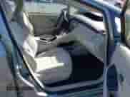 2015 Toyota Prius Two with VIN JTDKN3DU5F1902610, listed as a IAAI auction lot 43483370 with 57,626 mi miles and . Bid and sale history available at DreamBid. Image 5.