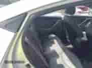 2013 Hyundai Elantra GLS z VIN KMHDH4AE6DU569067, wystawiony jako IAAI lot #42717649 z przebiegiem 122 915 mil mil oraz . Historia ofert i sprzedaży dostępna na DreamBid. Obrazek 8.