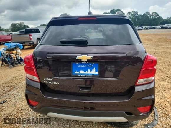 2021 Chevrolet Trax LT with VIN KL7CJPSB2MB321806, listed as a Copart auction lot 67491905 with 107,917 mi miles and Salvage title. Bid and sale history available at DreamBid. Image 6.