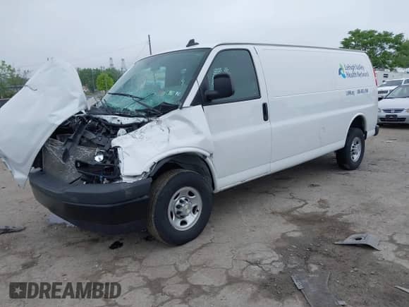 2020 Chevrolet Express Cargo with VIN 1GCWGBFP0L1223210, listed as a IAAI auction lot 42280281 with 20,701 mi miles and . Bid and sale history available at DreamBid. Image 16.