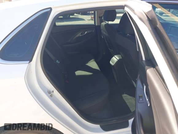 2018 Hyundai Elantra z VIN KMHH35LE1JU029933, wystawiony jako IAAI lot #43150734 z przebiegiem 106 871 mil mil oraz . Historia ofert i sprzedaży dostępna na DreamBid. Obrazek 8.