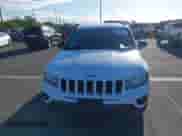 2014 Jeep Compass Sport z VIN 1C4NJCBA4ED881778, wystawiony jako IAAI lot #43359604 z przebiegiem 92 729 mil mil oraz . Historia ofert i sprzedaży dostępna na DreamBid. Obrazek 6.