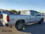 2005 Chevrolet Silverado 1500 Work Truck with VIN 2GCEK19V751291225, listed as a Copart auction lot 73033344 with 134,240 mi miles and Salvage title. Bid and sale history available at DreamBid. Image 3.