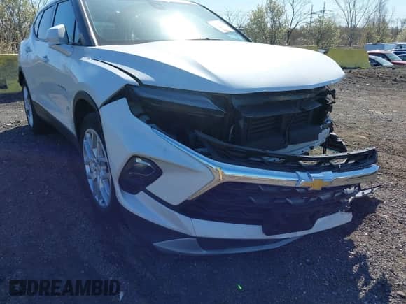 2023 Chevrolet Blazer LT с VIN 3GNKBJRS4PS155285, выставлен на аукционе IAAI как лот 42041779 с пробегом 31 043 миль миль и . История ставок и продаж доступна на DreamBid. Изображение 17.