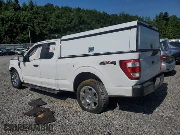 2021 Ford F-150 XL z VIN 1FTEX1EP2MKE07812, wystawiony jako Copart lot #63468535 z przebiegiem 130 653 mil mil oraz Szkoda całkowita • Salvage title. Historia ofert i sprzedaży dostępna na DreamBid. Obrazek 2.