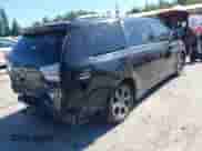 2020 Toyota Sienna SE z VIN 5TDXZ3DC9LS043621, wystawiony jako IAAI lot #42670891 z przebiegiem 56 734 mil mil oraz . Historia ofert i sprzedaży dostępna na DreamBid. Obrazek 4.