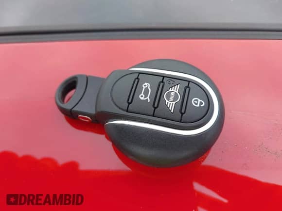 2023 MINI Hardtop John Cooper Works with VIN WMW73DH08P2T28604, listed as a IAAI auction lot 42371462 with 9,044 mi miles and . Bid and sale history available at DreamBid. Image 11.