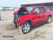 2009 Chevrolet Avalanche LTZ z VIN 3GNFK32369G135416, wystawiony jako IAAI lot #42538517 z przebiegiem 101 888 mil mil oraz . Historia ofert i sprzedaży dostępna na DreamBid. Obrazek 2.