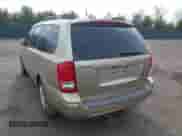 2007 Hyundai Entourage GLS с VIN KNDMC233X76036201, выставлен на аукционе IAAI как лот 41475172 с пробегом 239 493 миль миль и . История ставок и продаж доступна на DreamBid. Изображение 3.
