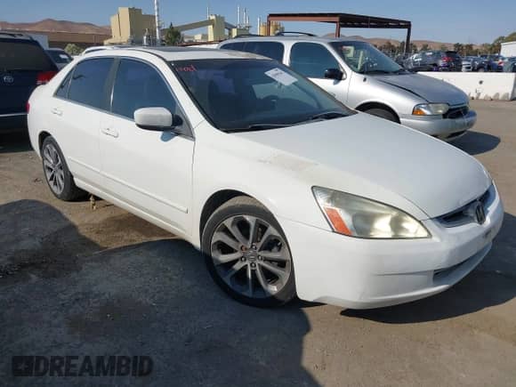 2004 Honda Accord EX with VIN JHMCM56774C032000, listed as a IAAI auction lot 42965261 with 147,206 mi miles and . Bid and sale history available at DreamBid. Image 1.
