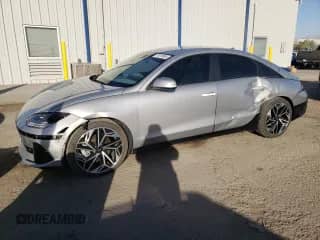 2023 Hyundai Ioniq 6 SEL с VIN KMHM34AA0PA033524, выставлен на аукционе Copart как лот 76319364 с пробегом 10 197 миль миль и Списание • Salvage title. История ставок и продаж доступна на DreamBid. Изображение 1.