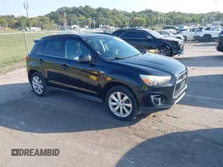 2013 Mitsubishi Outlander SE z VIN 4A4AP4AU0DE006147, wystawiony jako IAAI lot #43472288 z przebiegiem 198 860 mil mil oraz . Historia ofert i sprzedaży dostępna na DreamBid. Obrazek 1.
