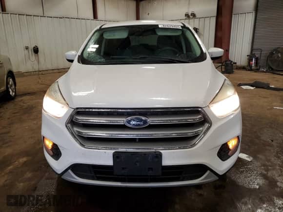 2017 Ford Escape SE с VIN 1FMCU9GD1HUE18663, выставлен на аукционе Copart как лот 82629465 с пробегом 66 265 миль миль и Чистый • Clean title. История ставок и продаж доступна на DreamBid. Изображение 5.