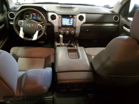 2016 Toyota Tundra SR5 с VIN 5TFDW5F1XGX570733, выставлен на аукционе Copart как лот 65429845 с пробегом 94 914 миль миль и Чистый • Clean title. История ставок и продаж доступна на DreamBid. Изображение 8.