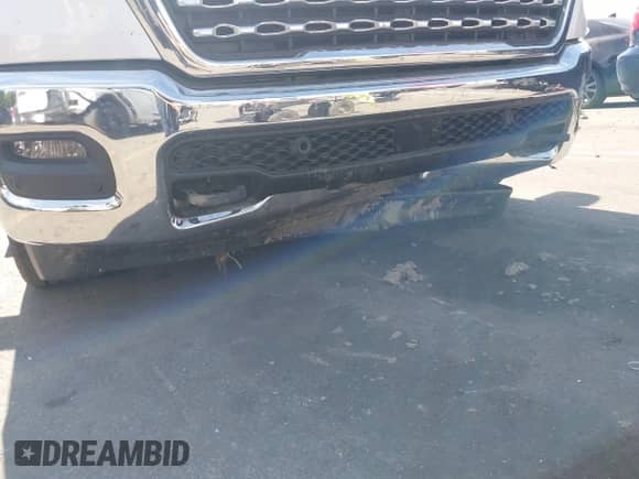 2025 Ram 1500 Limited with VIN 1C6SRFHP7SN669494, listed as a IAAI auction lot 42373305 with Not provided miles and . Bid and sale history available at DreamBid. Image 6.