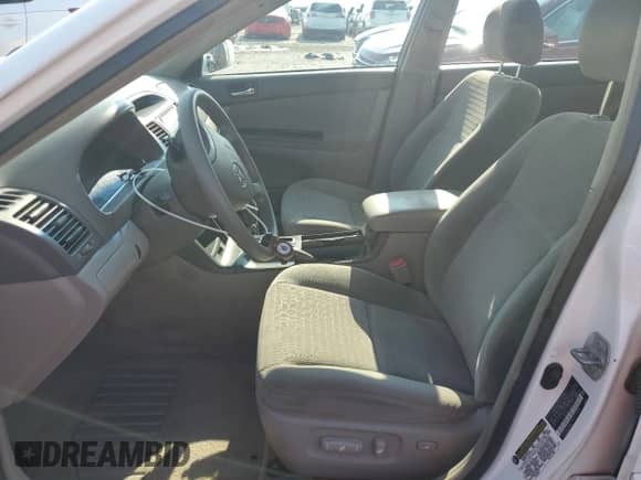 2005 Toyota Camry LE с VIN 4T1BE32K75U023538, выставлен на аукционе Copart как лот 69268705 с пробегом 218 264 миль миль и Чистый • Clean title. История ставок и продаж доступна на DreamBid. Изображение 7.
