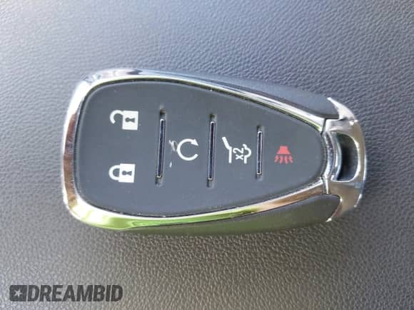 2020 Chevrolet Equinox LT с VIN 2GNAXUEV2L6113074, выставлен на аукционе IAAI как лот 42822692 с пробегом 13 728 миль миль и . История ставок и продаж доступна на DreamBid. Изображение 11.