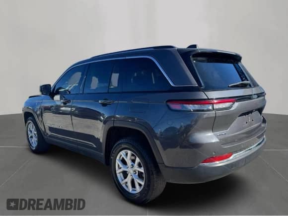 2023 Jeep Grand Cherokee Limited с VIN 1C4RJHBG4P8708521, выставлен на аукционе Copart как лот 89788835 с пробегом 69 412 миль миль и Чистый • Clean title. История ставок и продаж доступна на DreamBid. Изображение 3.