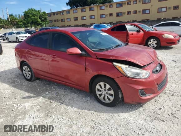 2017 Hyundai Accent SE z VIN KMHCT4AE2HU194200, wystawiony jako Copart lot #84270305 z przebiegiem 75 056 mil mil oraz Szkoda całkowita • Salvage title. Historia ofert i sprzedaży dostępna na DreamBid. Obrazek 4.