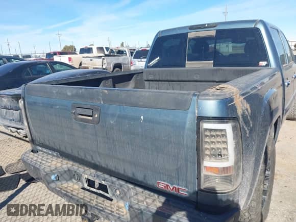 2011 GMC Sierra 1500 Denali with VIN 3GTP1XE22BG192616, listed as a IAAI auction lot 41485680 with 146,929 mi miles and . Bid and sale history available at DreamBid. Image 16.