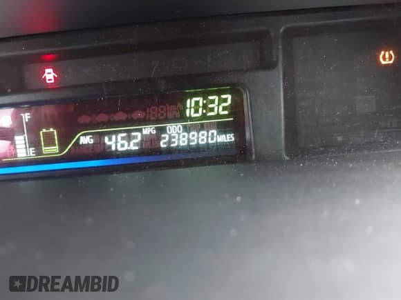 2014 Toyota Prius Two z VIN JTDZN3EUXEJ006105, wystawiony jako IAAI lot #43306568 z przebiegiem 238 980 mil mil oraz . Historia ofert i sprzedaży dostępna na DreamBid. Obrazek 15.